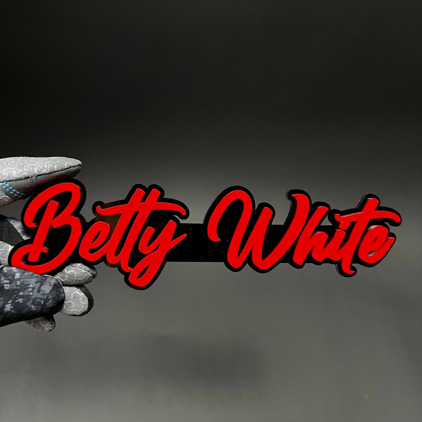 1PC Betty White 3D Acrylic Badge - Car Truck Emblem Fender Sticker