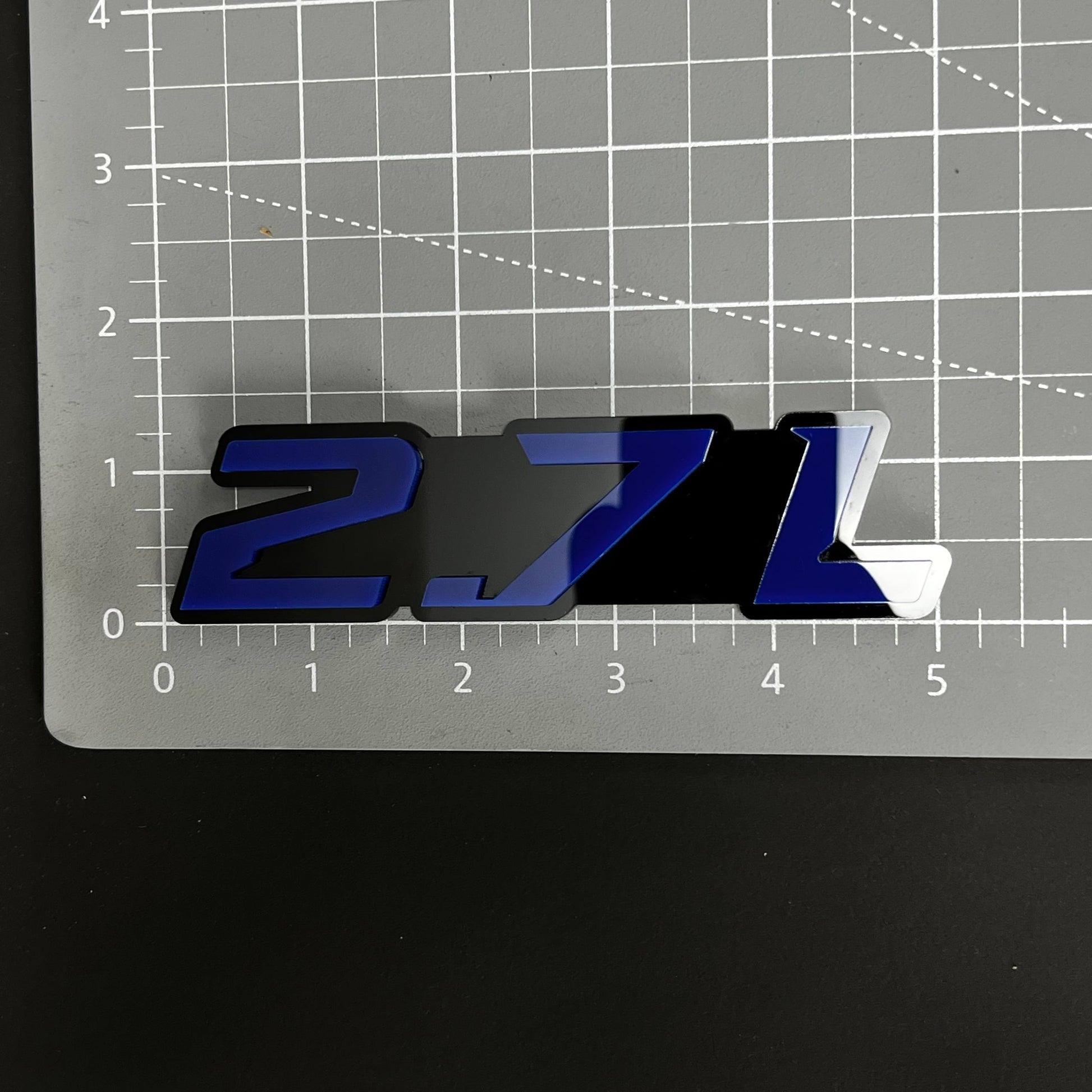 1PC 2.7L 3D Acrylic Badge - Car Truck Emblem Fender Tailgate Trunk Sticker