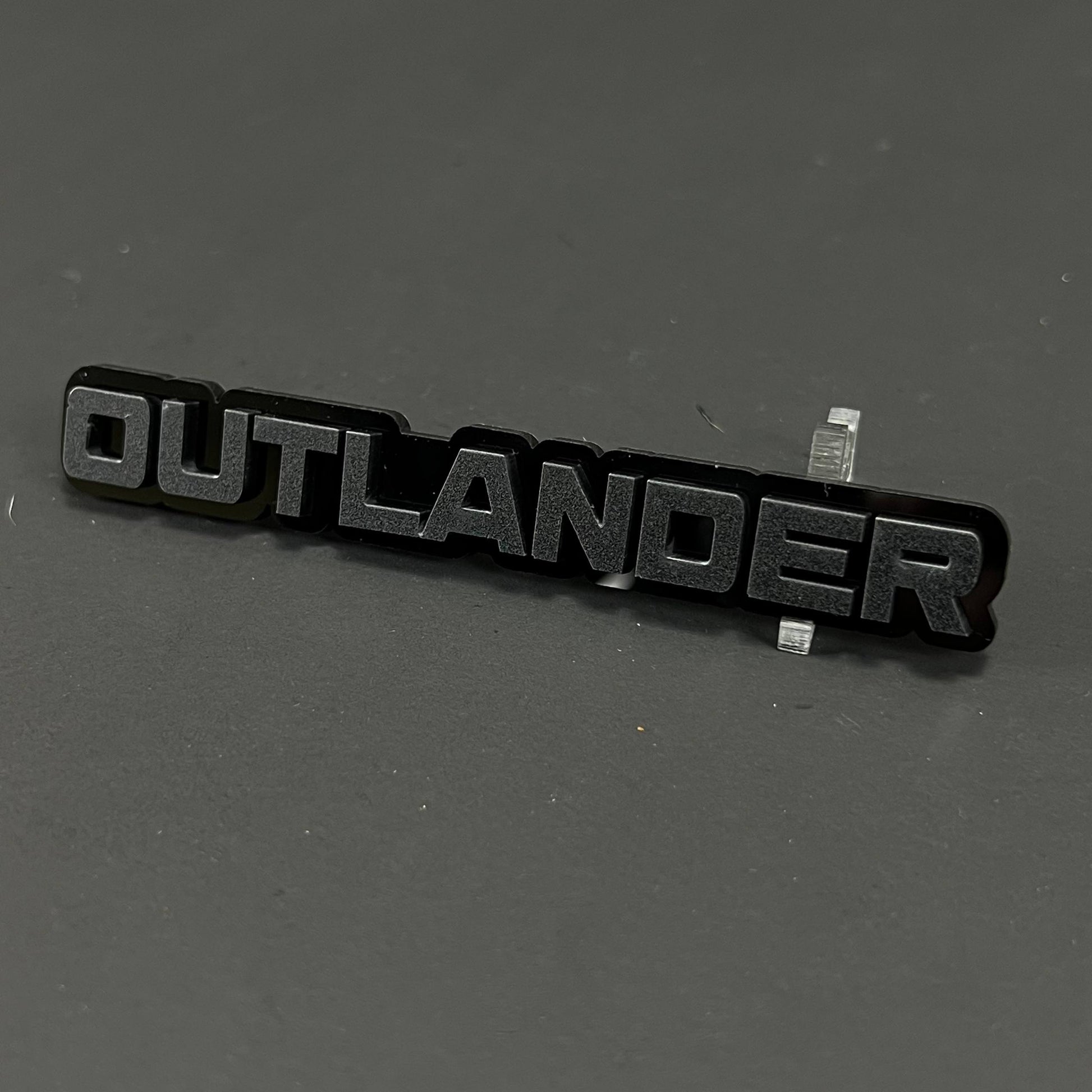 1PC OUTLANDER 3D Acrylic Badge - Car Truck Emblem Fender Tailgate Trunk Sticker