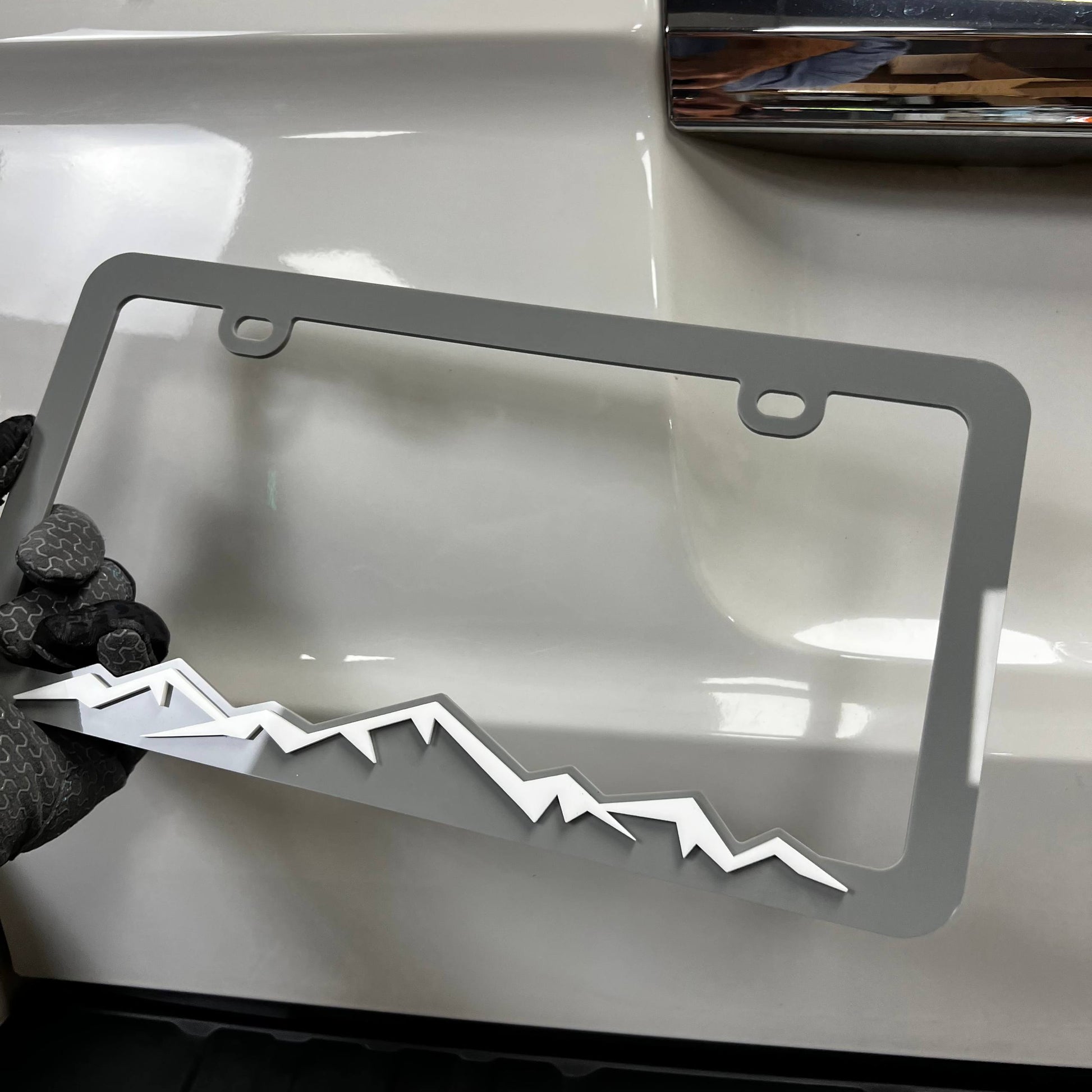 1PC Mountain Range 3D Acrylic Badge - Car Truck Emblem Fender Sticker