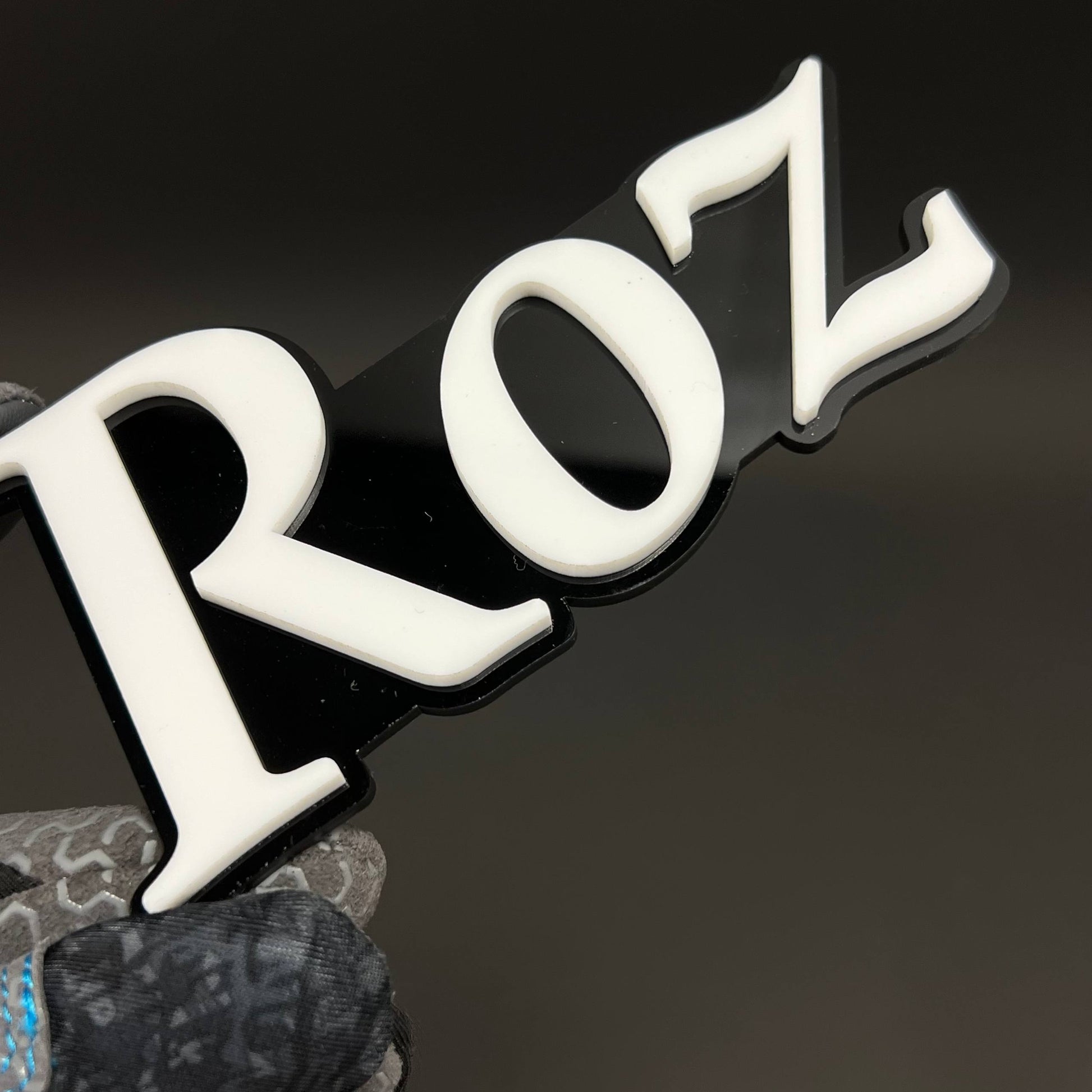 1PC Roz 3D Acrylic Badge - Car Truck Emblem Fender Tailgate Trunk Sticker