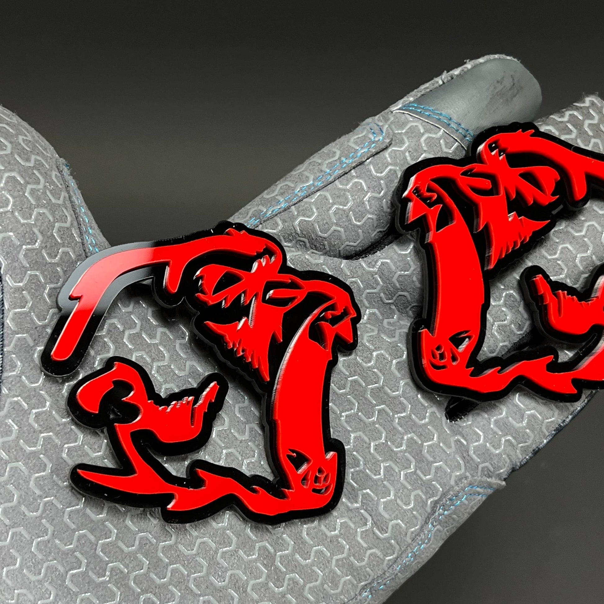 1PC Flexing Gorillas 3D Acrylic Badge - Car Truck Emblem Fender Sticker