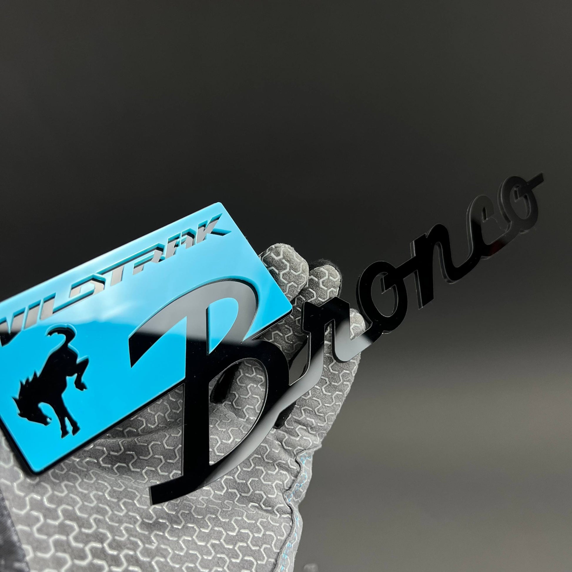 1PC Bronco Wildtrak (Blue) 3D Acrylic Badge - Car Truck Emblem Fender Tailgate Trunk Sticker