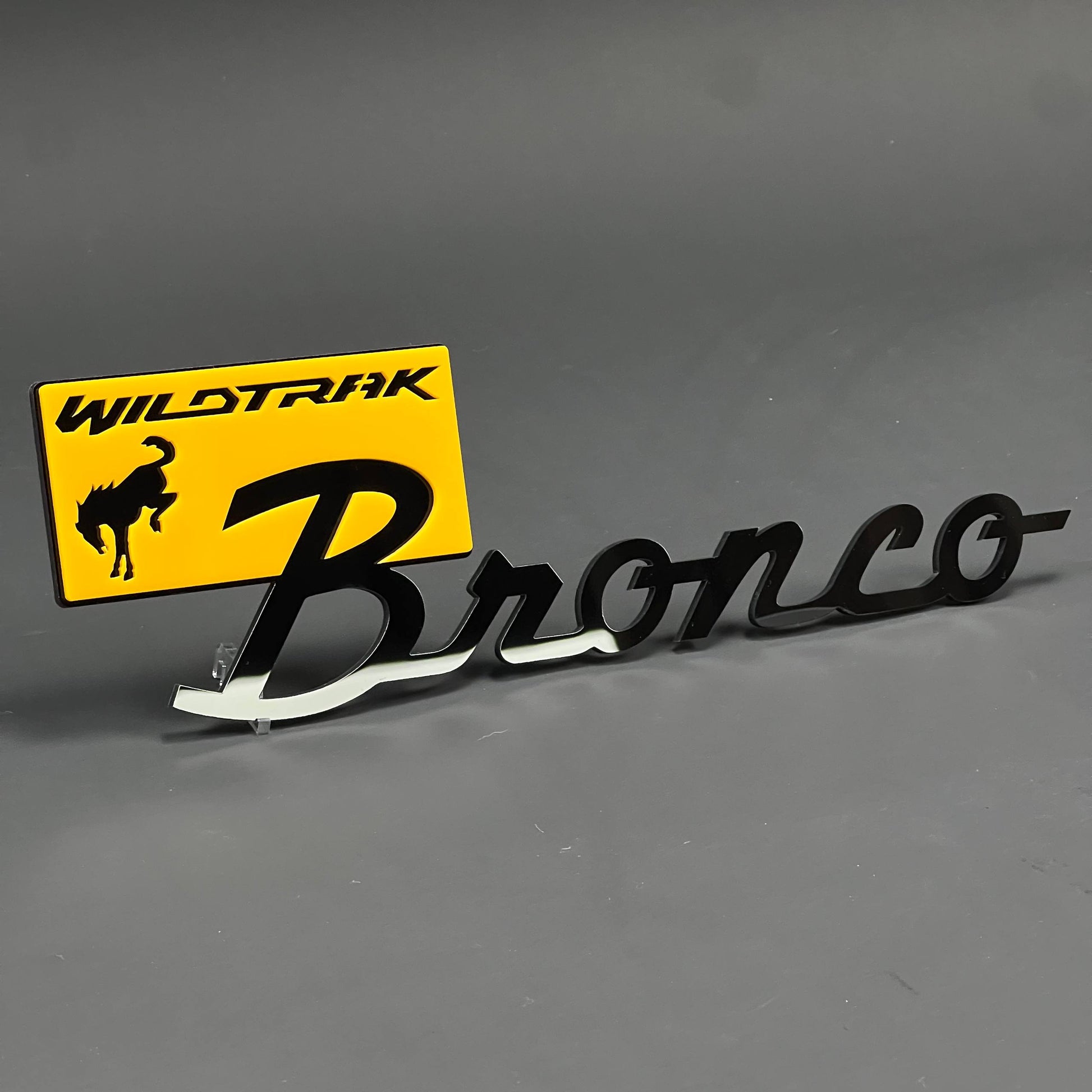 1PC Bronco Wildtrak (Yellow) 3D Acrylic Badge - Car Truck Emblem Fender Tailgate Trunk Sticker