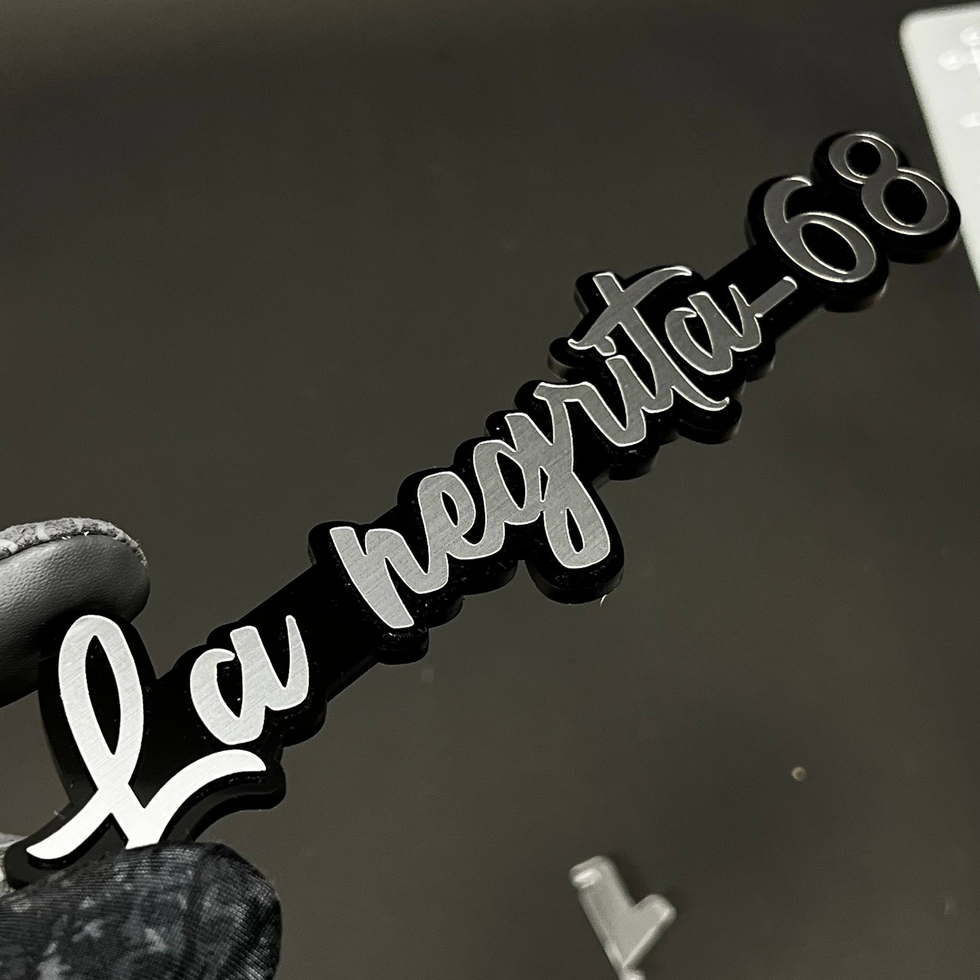 1PC La negrita-68 3D Acrylic Badge - Car Truck Emblem Fender Sticker