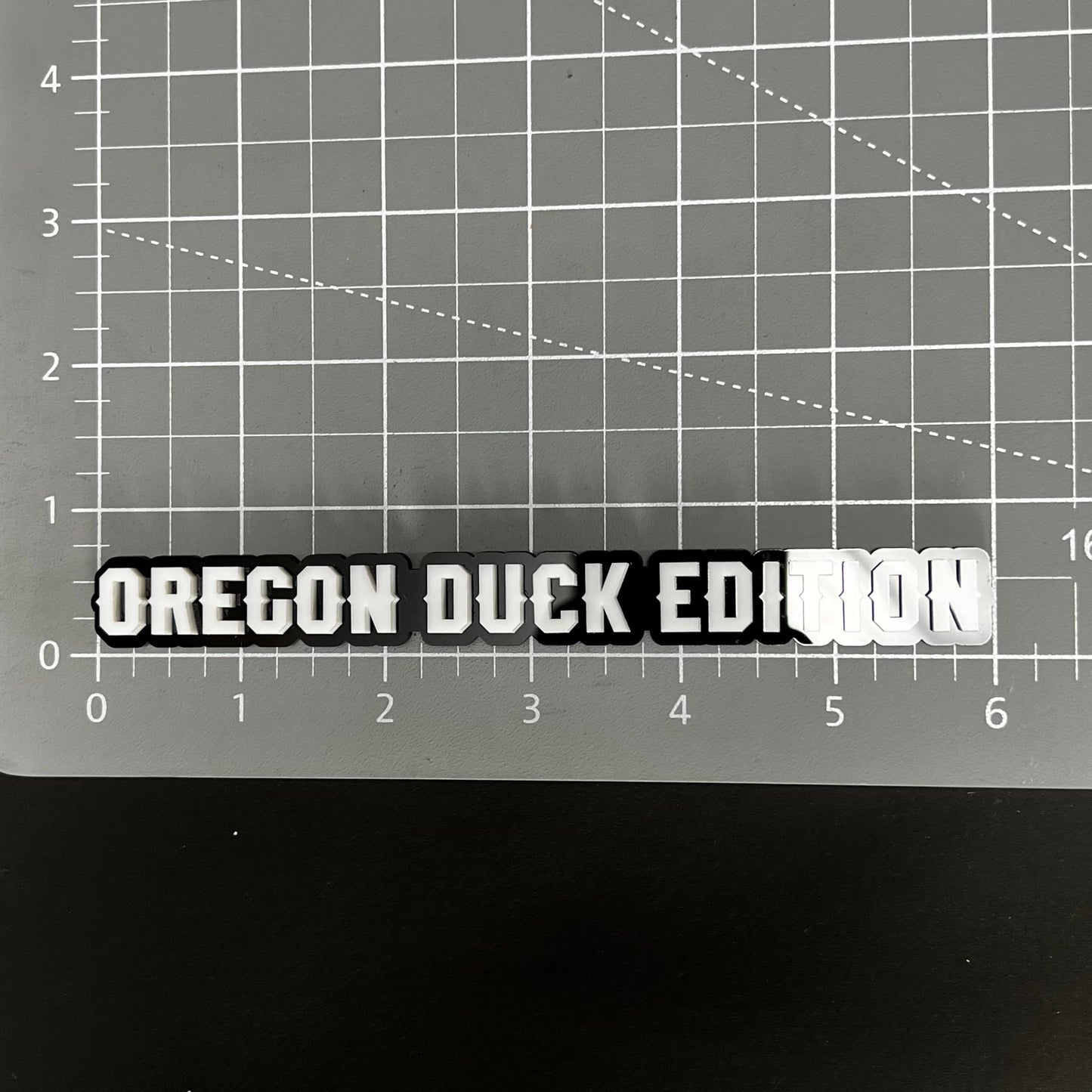 1PC OREGON DUCK EDITION 3D Acrylic Badge - Car Truck Emblem Fender Sticker