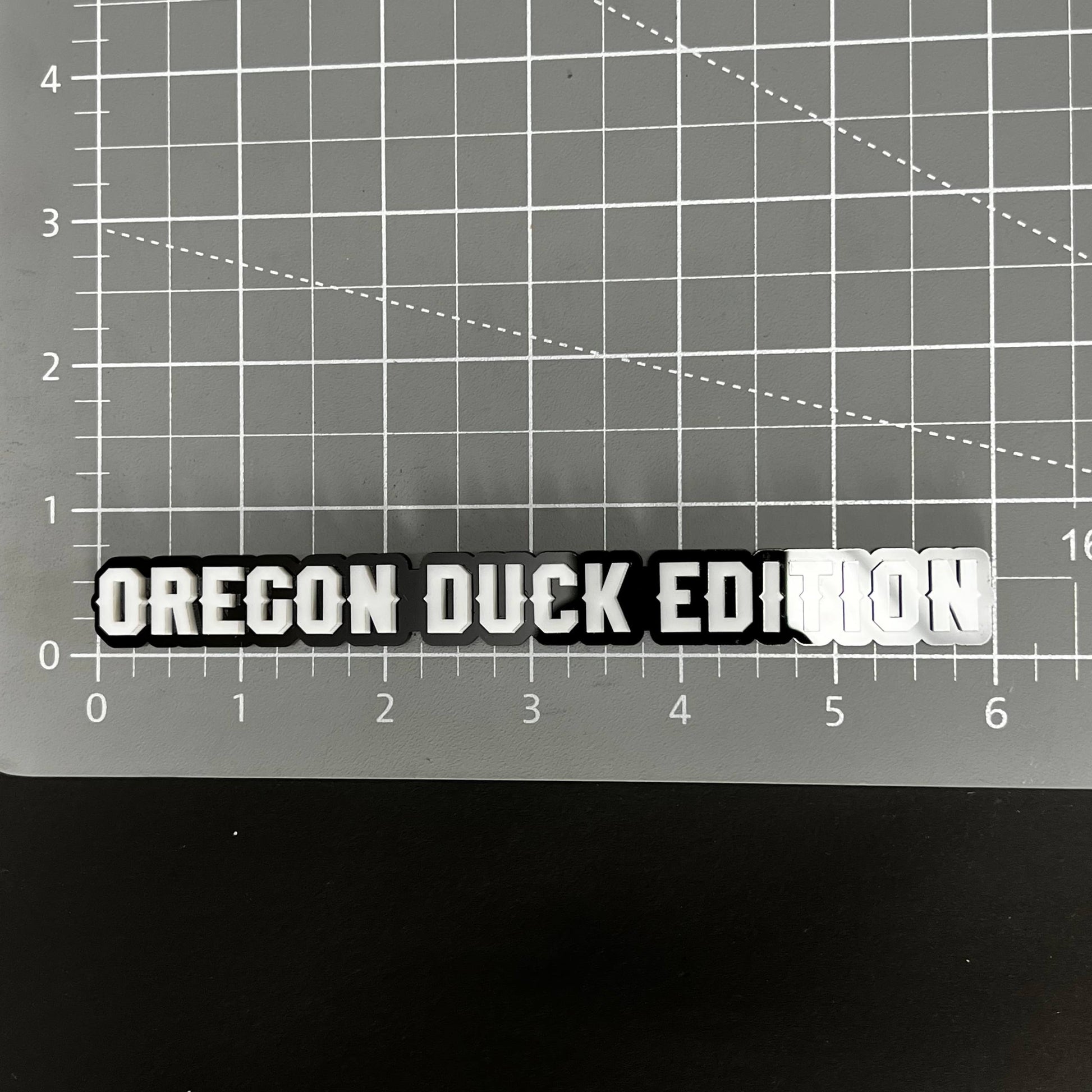 1PC OREGON DUCK EDITION 3D Acrylic Badge - Car Truck Emblem Fender Sticker