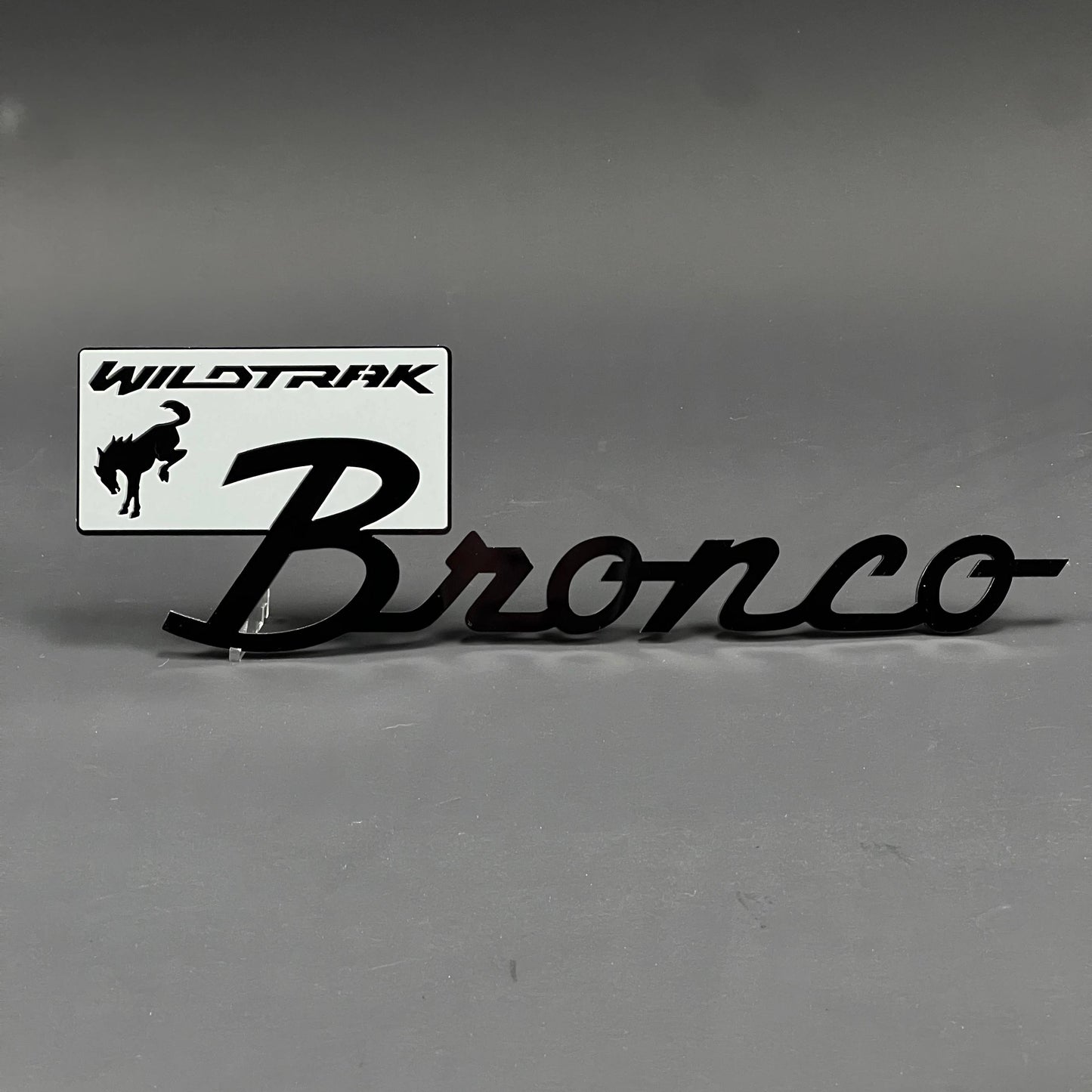 1PC Bronco Wildtrak (Silver) 3D Acrylic Badge - Car Truck Emblem Fender Tailgate Trunk Sticker