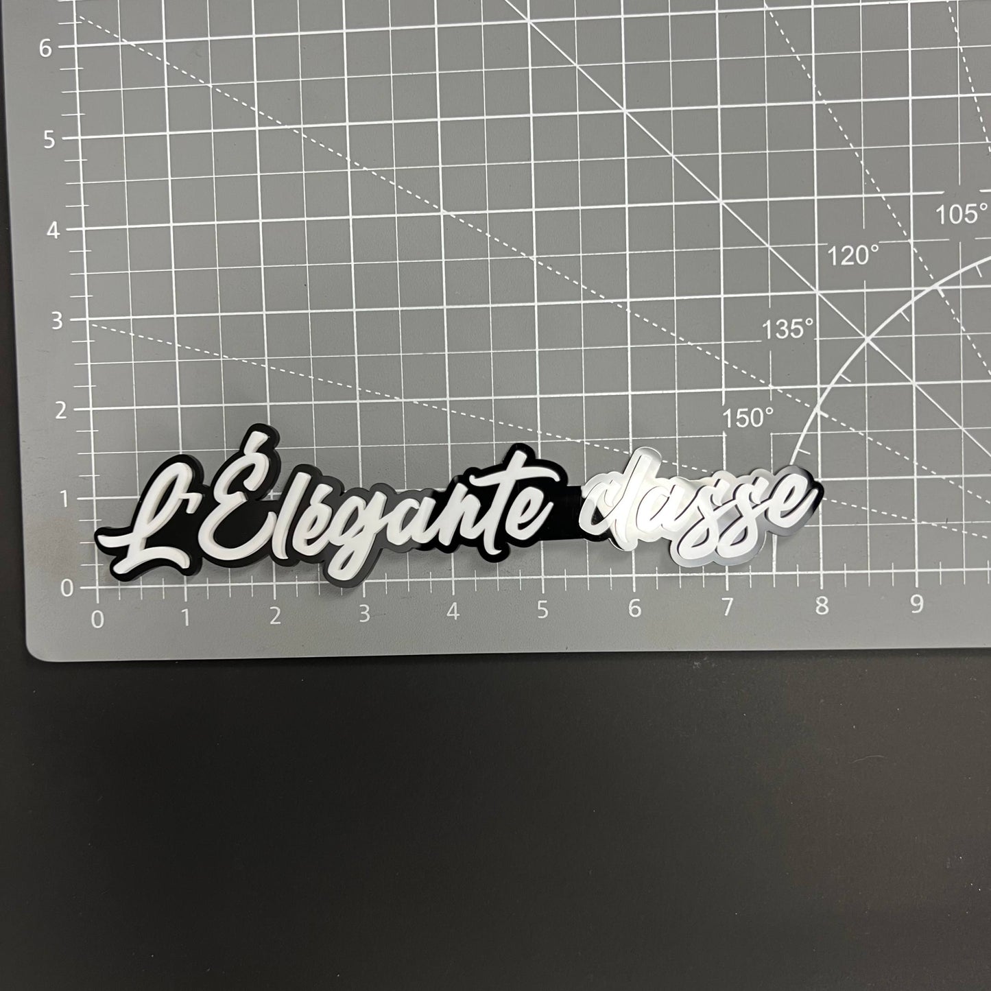 1PC L'Elegante classe 3D Acrylic Badge - Car Truck Emblem Fender Sticker